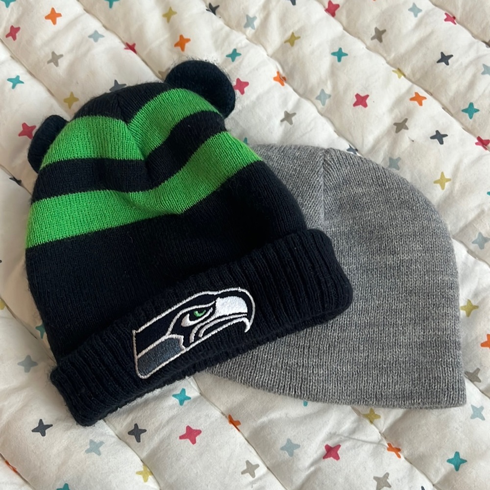 Seattle Seahawks Baby Beanie plus extra
